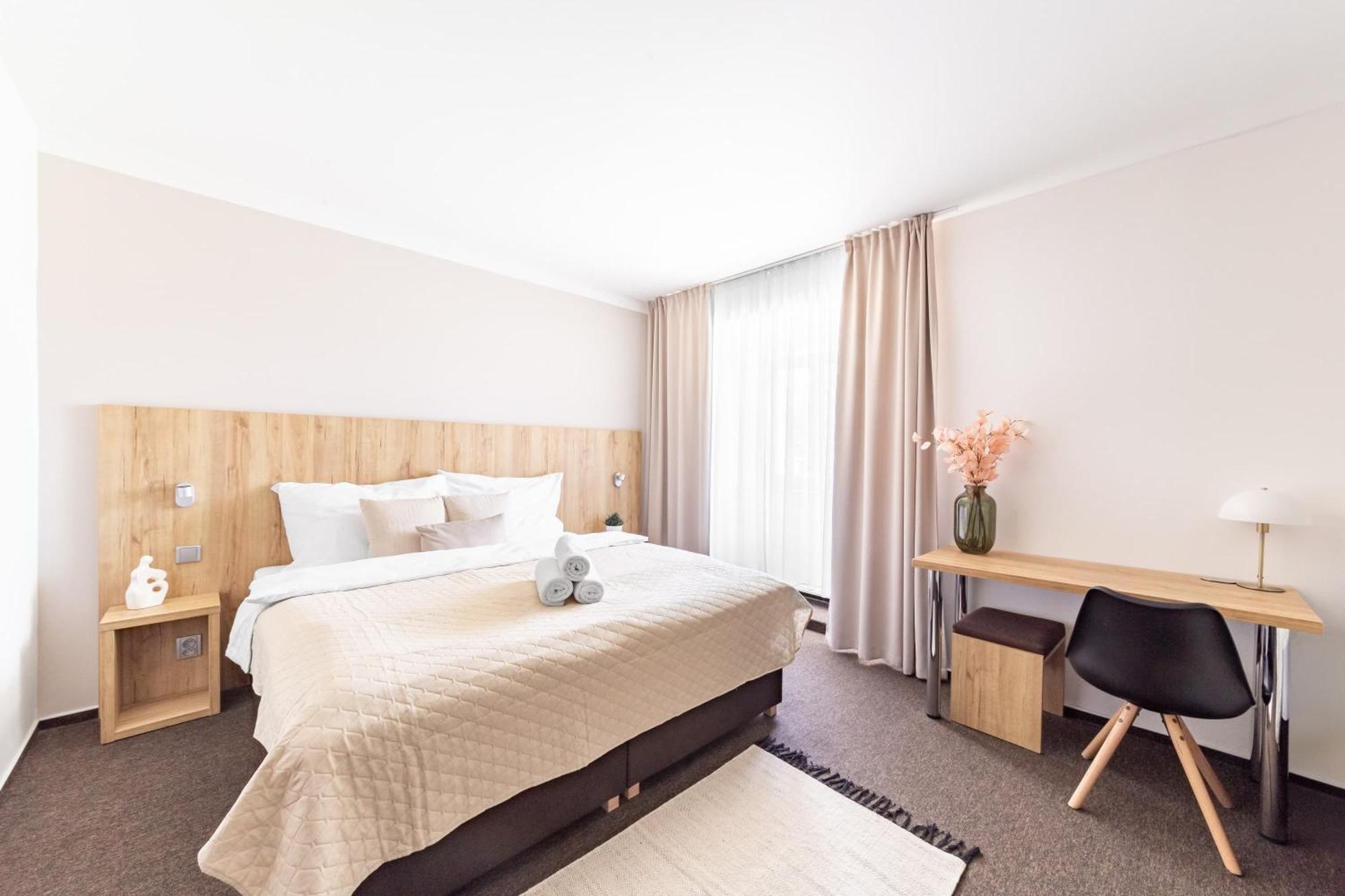 Hotel Snezne Eksteriør bilde