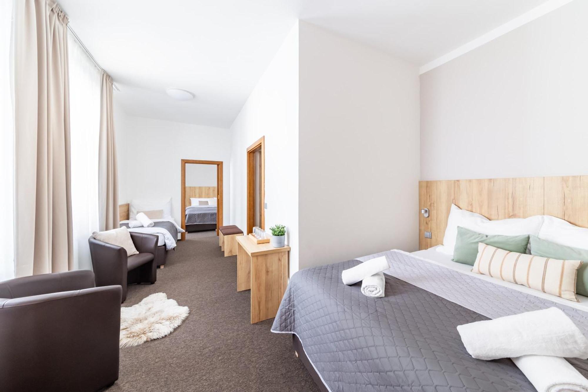 Hotel Snezne Eksteriør bilde